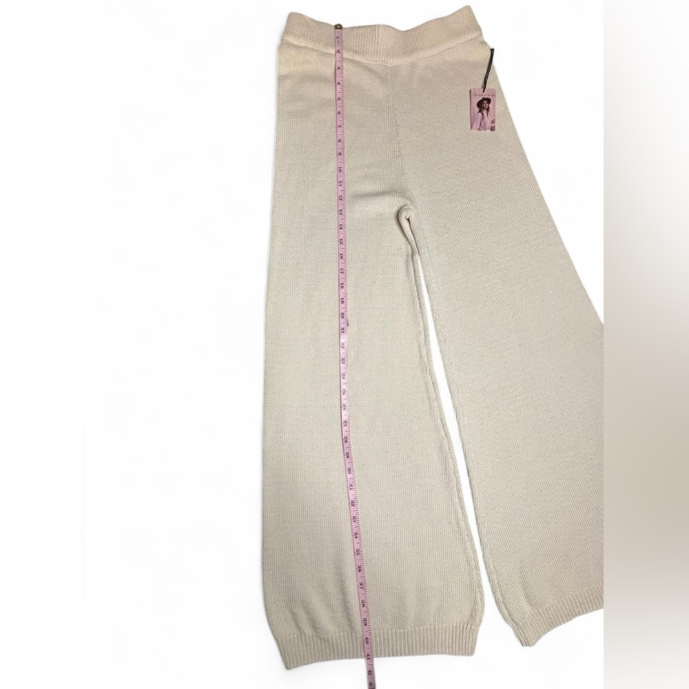 Sincerely Jules Knit Wide Leg Pants Cream Lounge Cozy High Rise Size L NWT - Picture 2 of 5